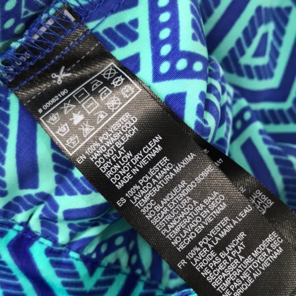 3/$15 Forever 21 skIrt Shorts & skirt Aztec XS - Picture 5 of 5